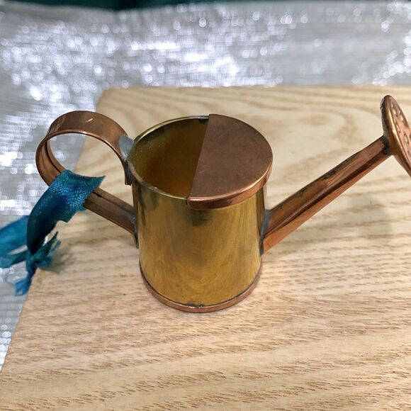 Vintage Copper Watering Can Christmas
Ornaments Made In India Set Of Four - Picture 6 of 17